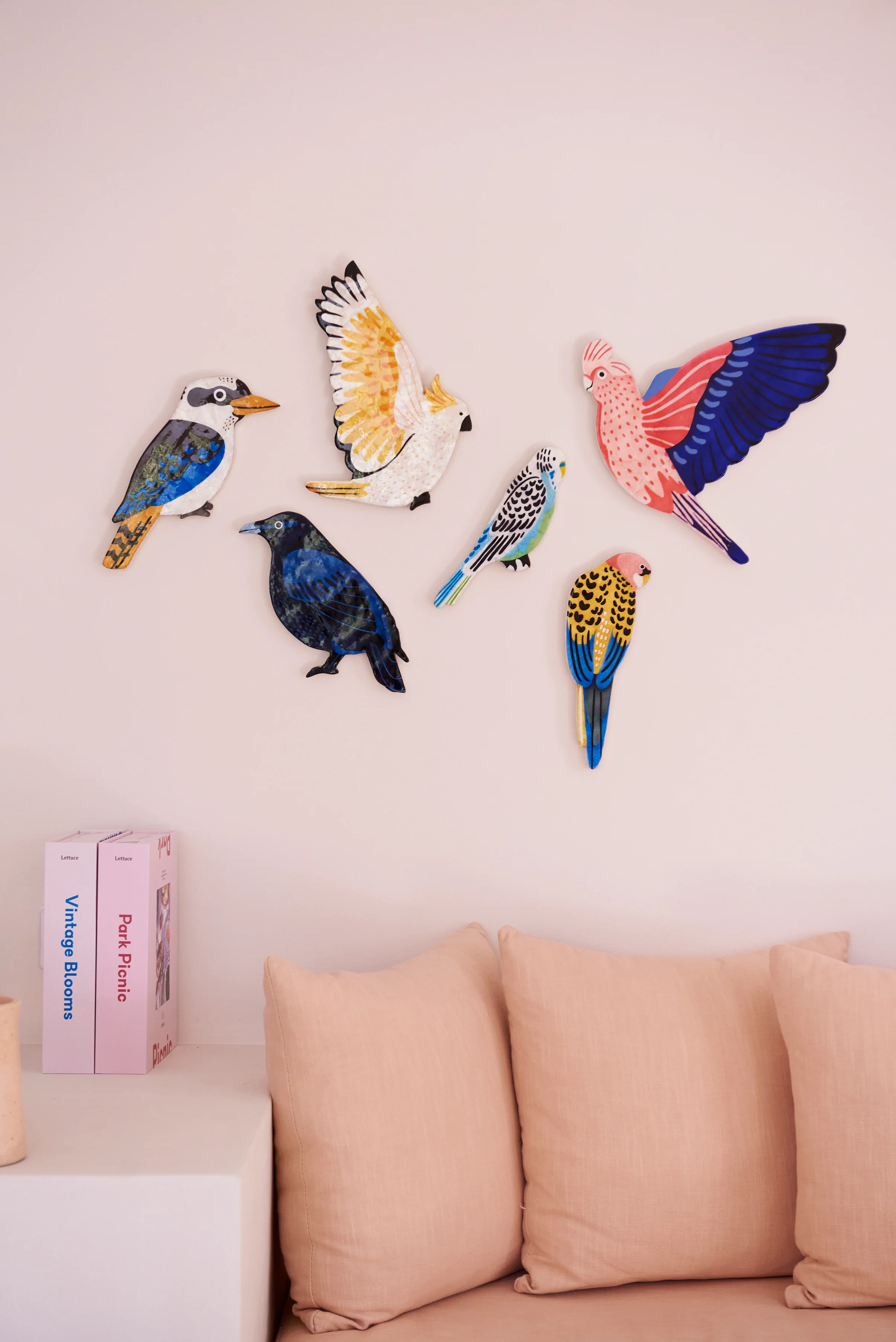 AERIAL PARROT WALL ART - Image 2