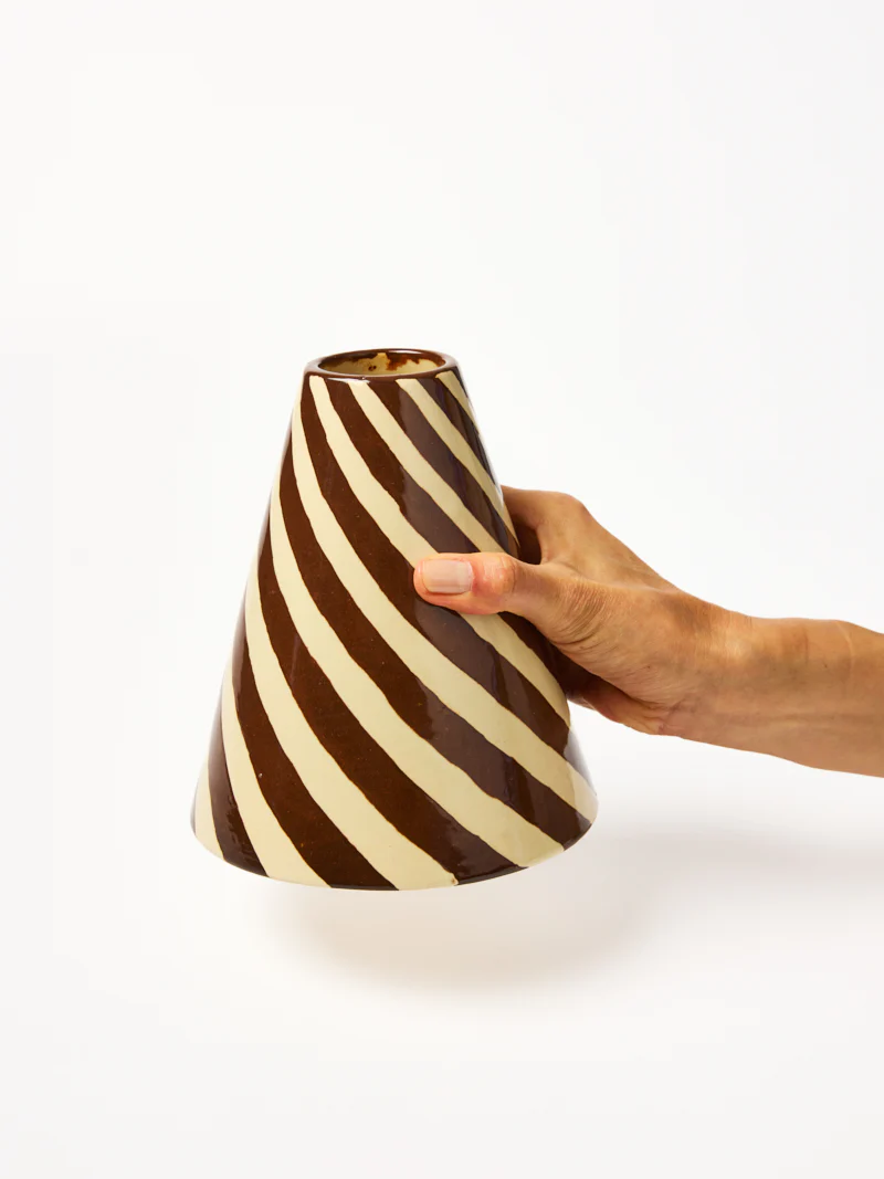 JESTER VASE CHOCOLATE SWIRL - Image 2